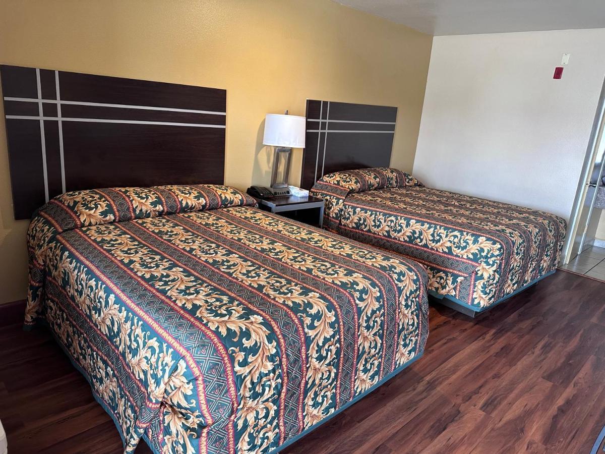 Colonial Inn האמונד מראה חיצוני תמונה