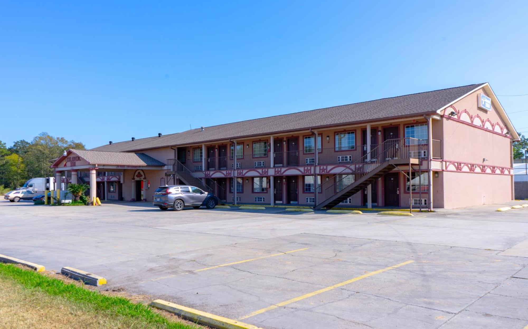 Colonial Inn האמונד מראה חיצוני תמונה