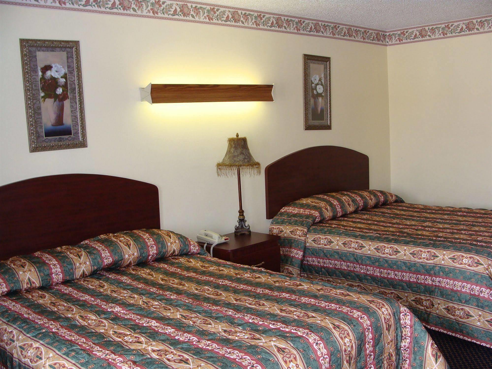 Colonial Inn האמונד מראה חיצוני תמונה